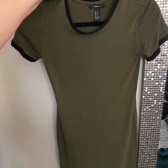 Dress slim - Picture 6 of 6